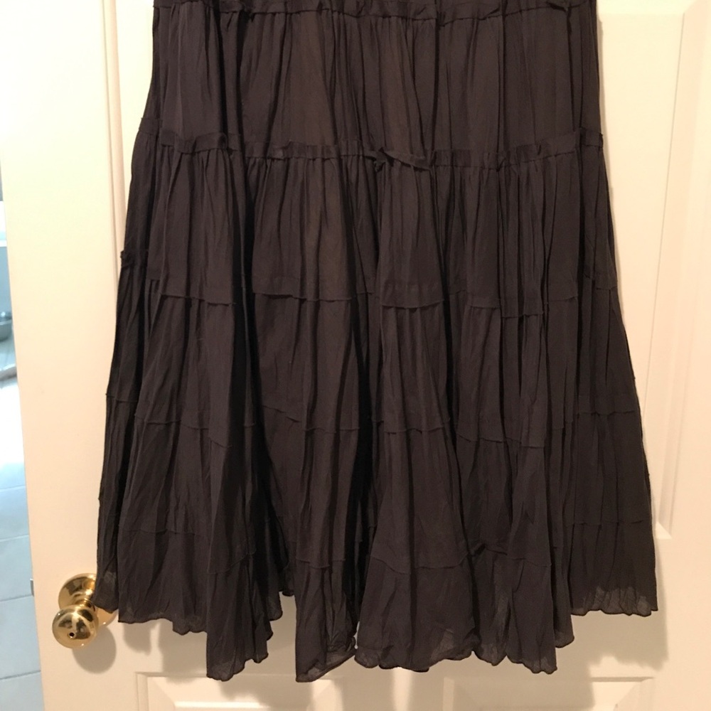 Ash & Sarah Elegant Plum Tiered Women's Skirt - Picture 2 of 6
